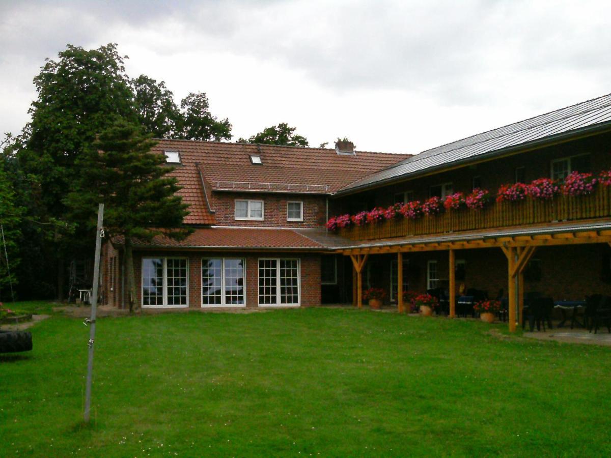 Ferienhof Meyer Landhotel Petershagen Extérieur photo